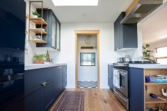 Kitchen-Facing-Pantry-web